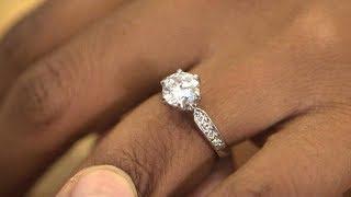 Thief steals a woman's engagement ring at nail salon | What Would You Do? | WWYD